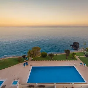 Sunny Getaway In Funchal Apartment